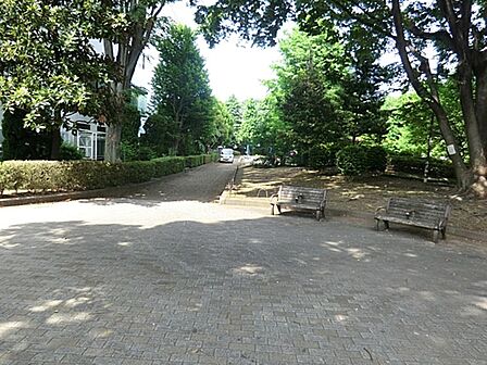 錦中央公園まで約801m