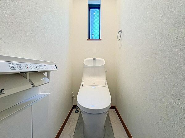 トイレを拡大表示
