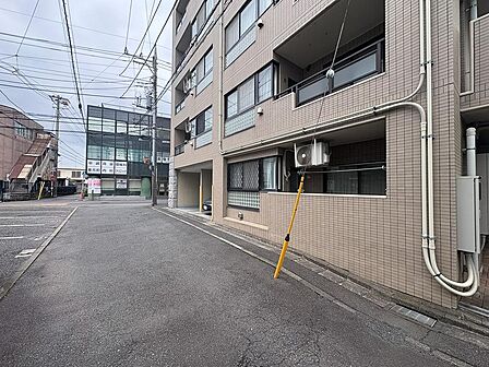 建物の居住性に拘った邸宅は、「落ち着き」と「安らぎ」と「快適」を実現してくれます。