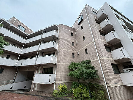 2026年9月リノベーション完成予定となっております。現地ご内見可能ですのでお気軽にお問い合わせください。