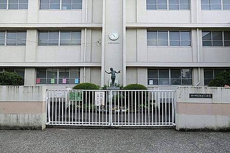 府中市立住吉小学校 350m