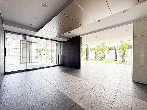 エントランスを拡大表示