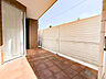 バルコニー：リビングから繋がる陽だまりのテラス。ゆとりを愉しむ上質な住まい