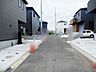 その他：前面道路＆外観