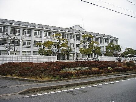 守山市立明富中学校
