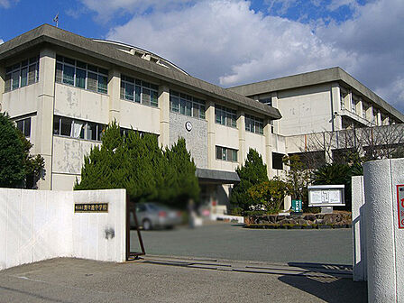 明石市立野々池中学校
