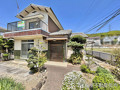 外観:敷地面積約67坪/緑あふれるお庭付 外観:敷地面積約67坪/緑あふれるお庭付