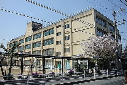 八尾市立用和小学校