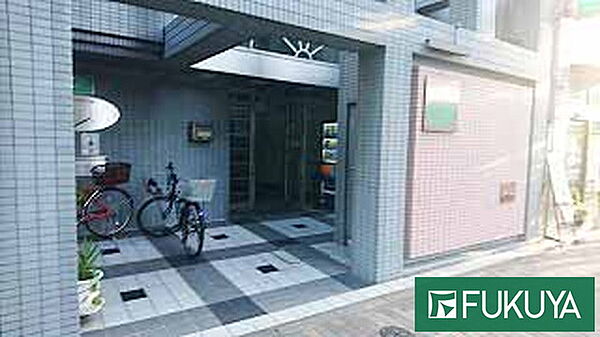 エントランスを拡大表示