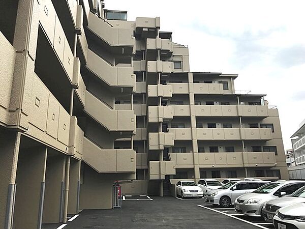 駐車場を拡大表示