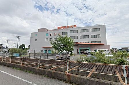 医療法人社団聖進会市川東病院 徒歩30分。 2400m