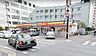 周辺：デイリーヤマザキ市川南3丁目店 徒歩3分。 220m