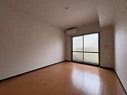 モーレン 101 1階1Kのリビング/ダイニング