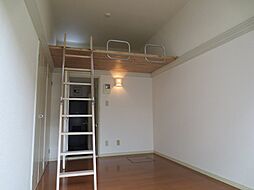 レオパレス南高江 208 2階1Kのリビング/ダイニング