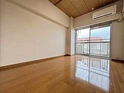 ワンダーロジュマン 204 2階1Kのリビング/ダイニング