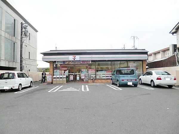 画像17:セブンイレブン 伏見稲荷榎木橋店（149m）