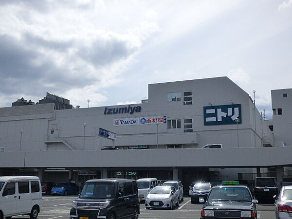 画像19:Izumiya（イズミヤ） 六地蔵店（207m）