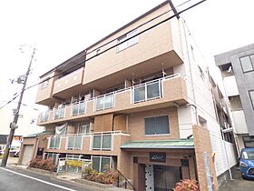 りさすみぞめ  ｜ 京都府京都市伏見区深草北鍵屋町（賃貸マンション1K・3階・20.92㎡） その1