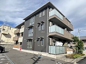 ピエトラセレーナ  ｜ 京都府京都市右京区梅津北川町（賃貸アパート1LDK・2階・45.27㎡） その1