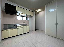 マキハイム 205号室 2階2DKのリビング/ダイニング