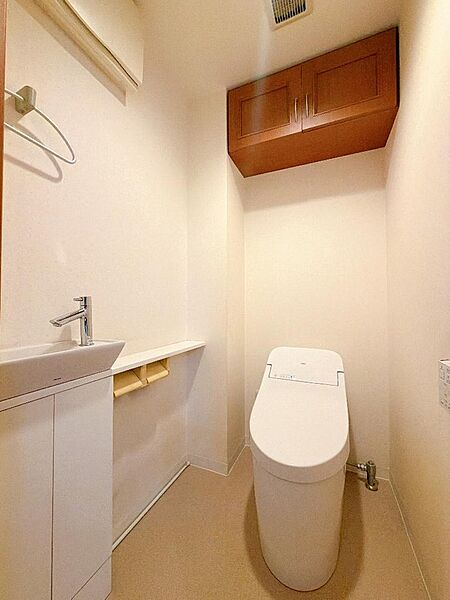 トイレを拡大表示
