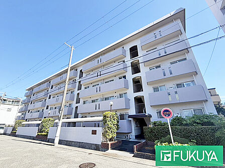 阪急「武庫之荘駅」まで徒歩8分 5階建の最上階部屋 南・北の2面バルコニーにつき日当り・通風良好♪