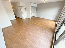 ノーブル国分 4階2LDKのリビング/ダイニング