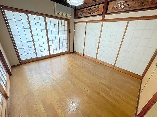 寝室