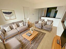 JR関西本線 八尾駅 徒歩4分の賃貸マンション 5階3LDKのリビング/ダイニング