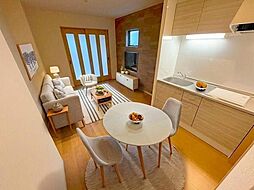 Fstyle上田3号館 2階1LDKのリビング/ダイニング