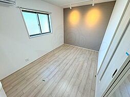 フジパレス教興寺三丁目2 2階1LDKのリビング/ダイニング