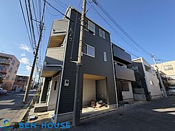 小倉3丁目 南面バルコニーのある3階建て邸宅