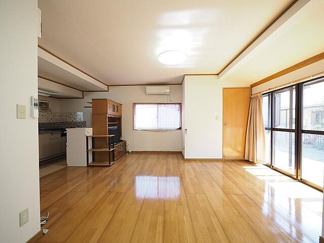 リビング/ダイニング 昭島市大神町1丁目