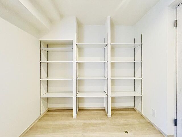収納 ライオンズマンション府中 2階/-