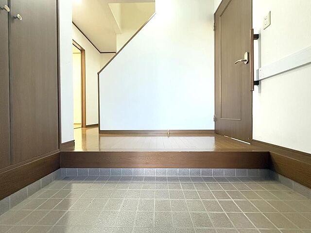 玄関 武蔵村山市三ツ木3丁目