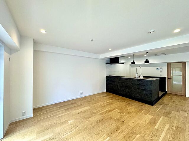 キッチン カーサ三鷹 1階/-