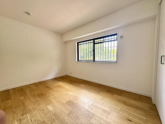 寝室 カーサ三鷹 1階/-