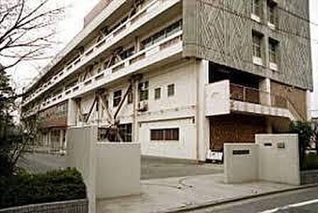 武蔵野市立第一小学校まで約692m