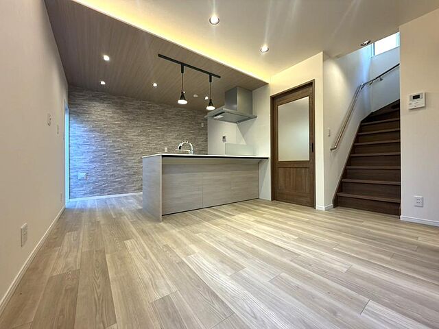 リビング/ダイニング 中野区上鷺宮5丁目