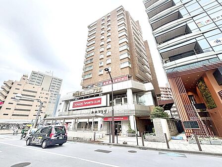これまでの経験と知識を活かし、お客様に寄り添ったご提案をいたします。お気軽にご相談くださいませ。