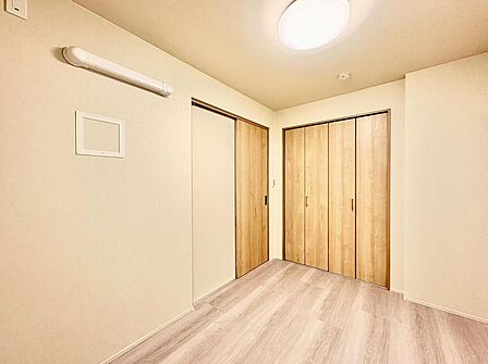 お好みの家具を置いたり、小物を飾り、お気に入りの空間づくりが楽しめそうです。
