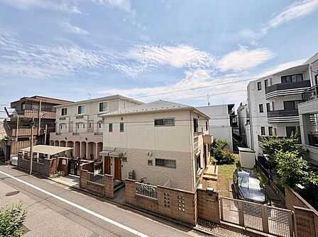 現地からの眺望です。実際の日当たりなどは、現地にてご確認ください。