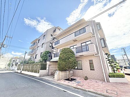 現地だけではなく、周辺の施設・道路など、生活するにあたって重要なポイントも併せてご案内可能です。