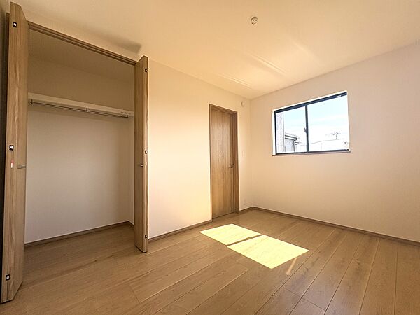 寝室を拡大表示