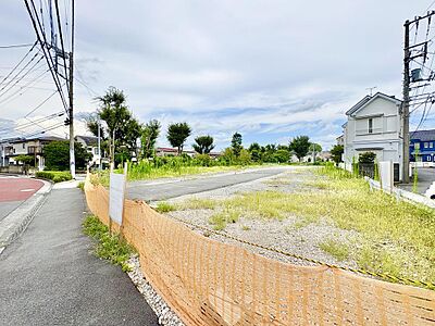 外観:周辺は一戸建て住宅が建ち並ぶ穏やかな住環境。採光・通風を確保しやすい区画です。 外観:周辺は一戸建て住宅が建ち並ぶ穏やかな住環境。採光・通風を確保しやすい区画です。