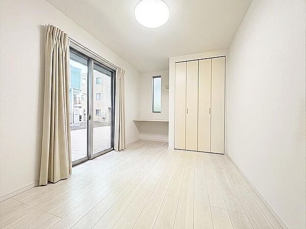 寝室を拡大表示