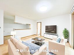 旭区川井本町 中古戸建 4LDKのリビング/ダイニング
