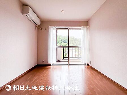 【居室】大切な家族一人ひとりの大切な個別空間をつくりあげました。