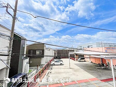 【眺望】住戸からの眺望や通風も良好なお部屋です。