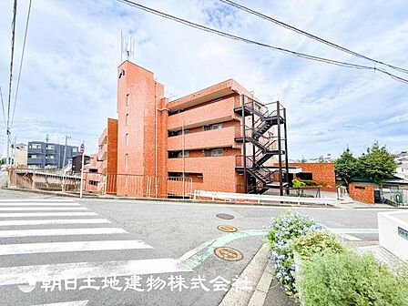 リビングで家族との時間、自分の時間を大切にできる空間を作りました。